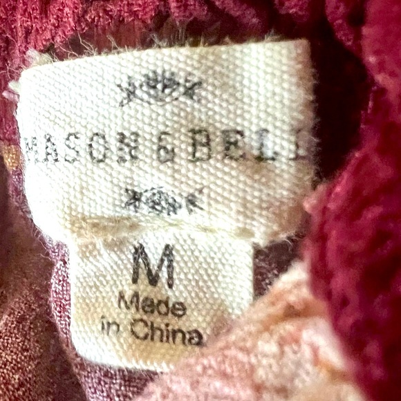 Darling off the Shoulder Blouse - Picture 8 of 8